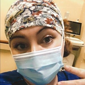 Meet your Posher, Kelli